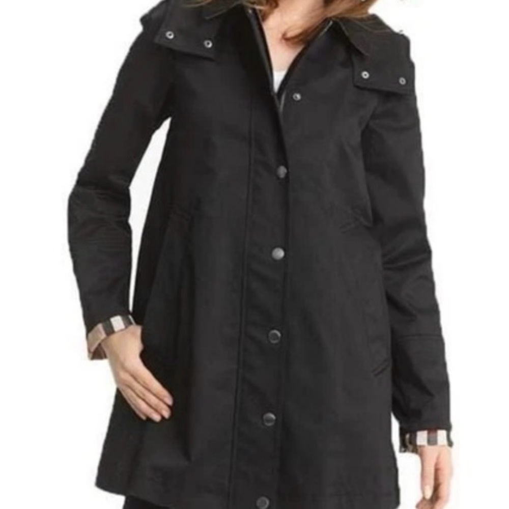 Women's Burberry Bowpark sz 16